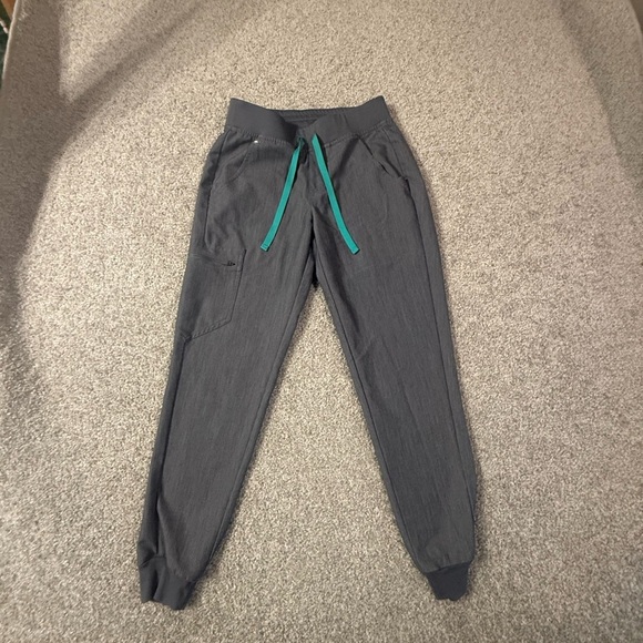 FIGS Technical Collection Straight-Leg Gray Teal Scrub Pants – XS - Picture 3 of 11